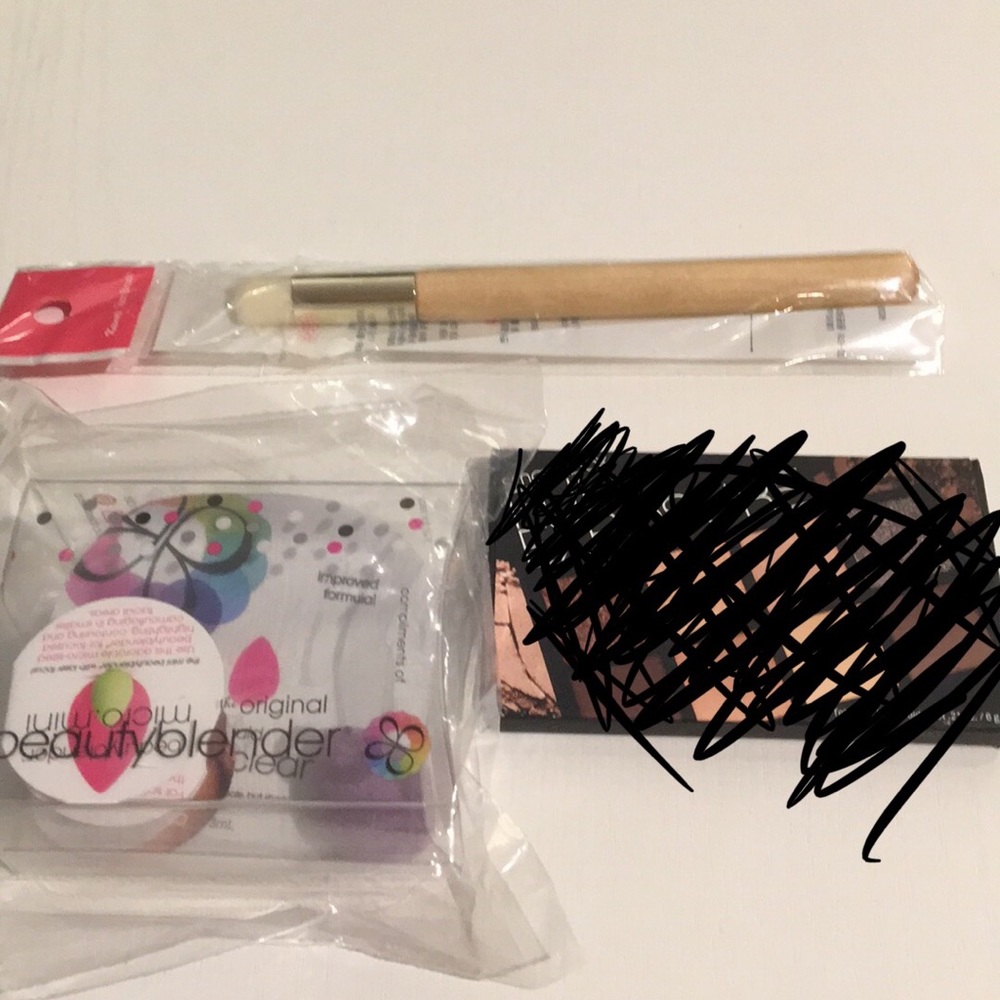 Spot brush and mini blender